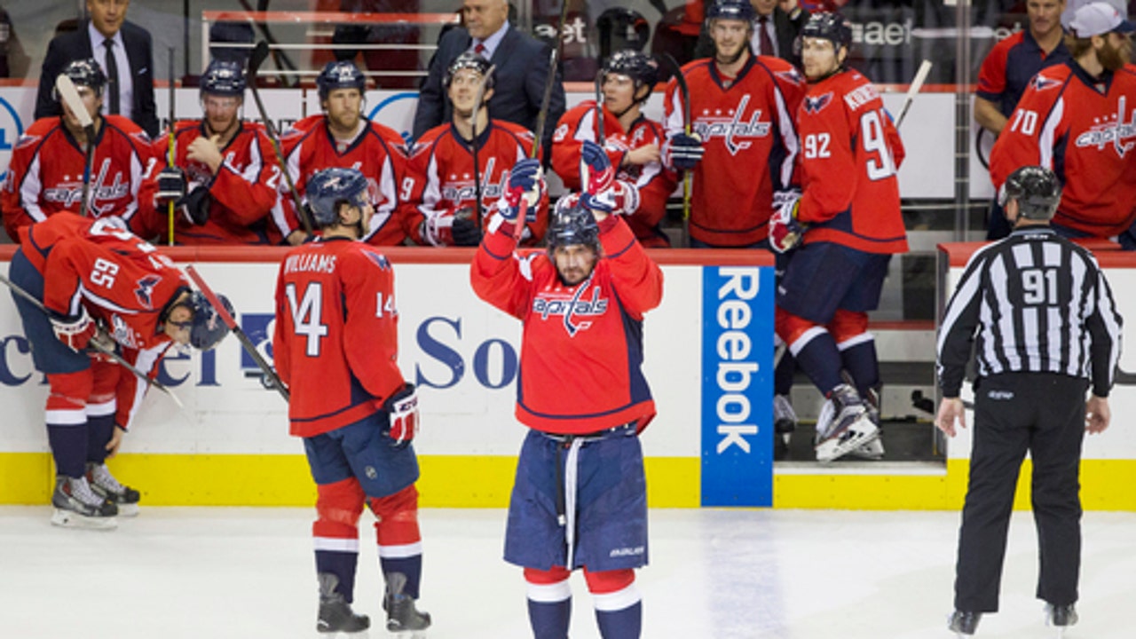 Ovechkin scores Nos. 500 and 501, Caps rout Senators